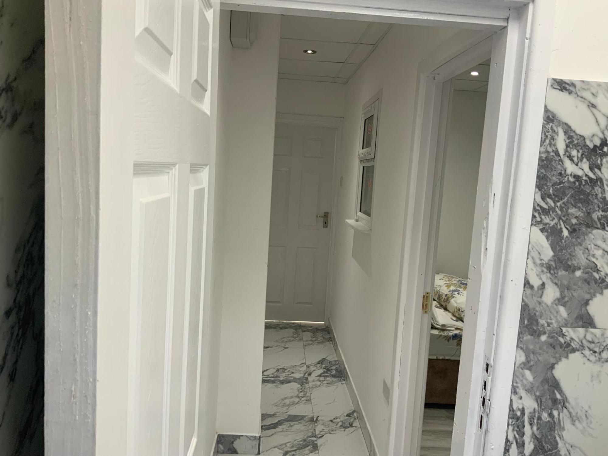 One Bedroom Apartment