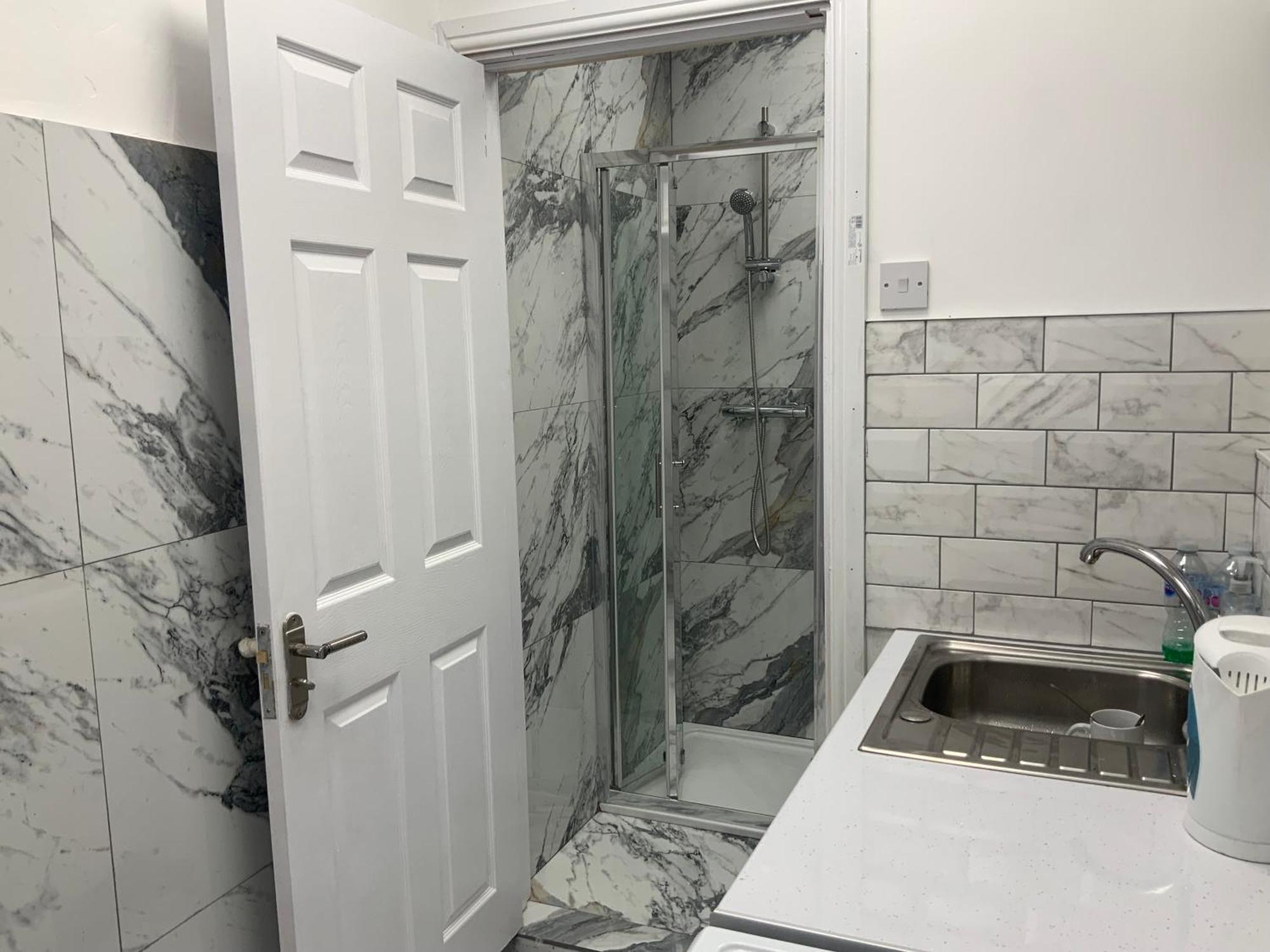 One Bedroom Apartment